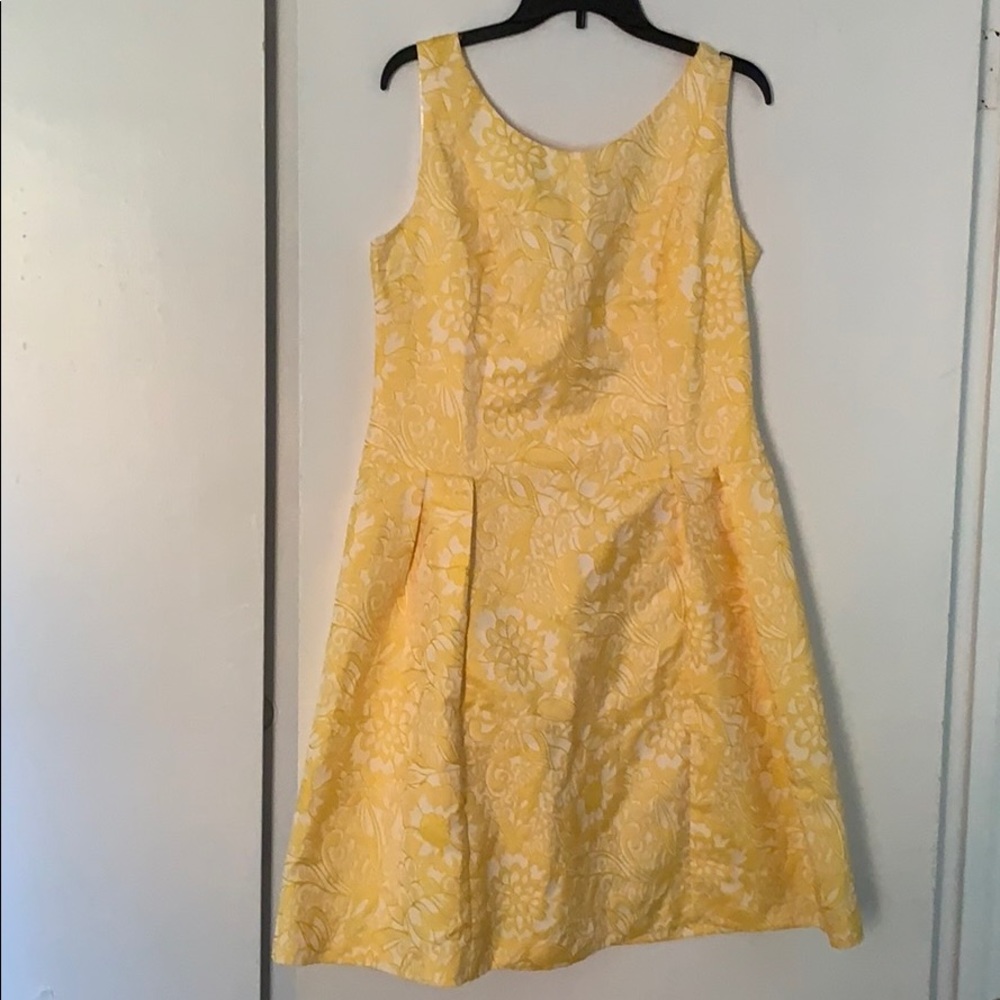 Yellow and white floral print dress